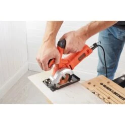Black & Decker Black+Decker Kompakt-Handkreissäge BES510K 400 W 19 Black & Decker Black+Decker Kompakt-Handkreissäge BES510K 400 W -OBI Verkäufe 945674 2012 3 1